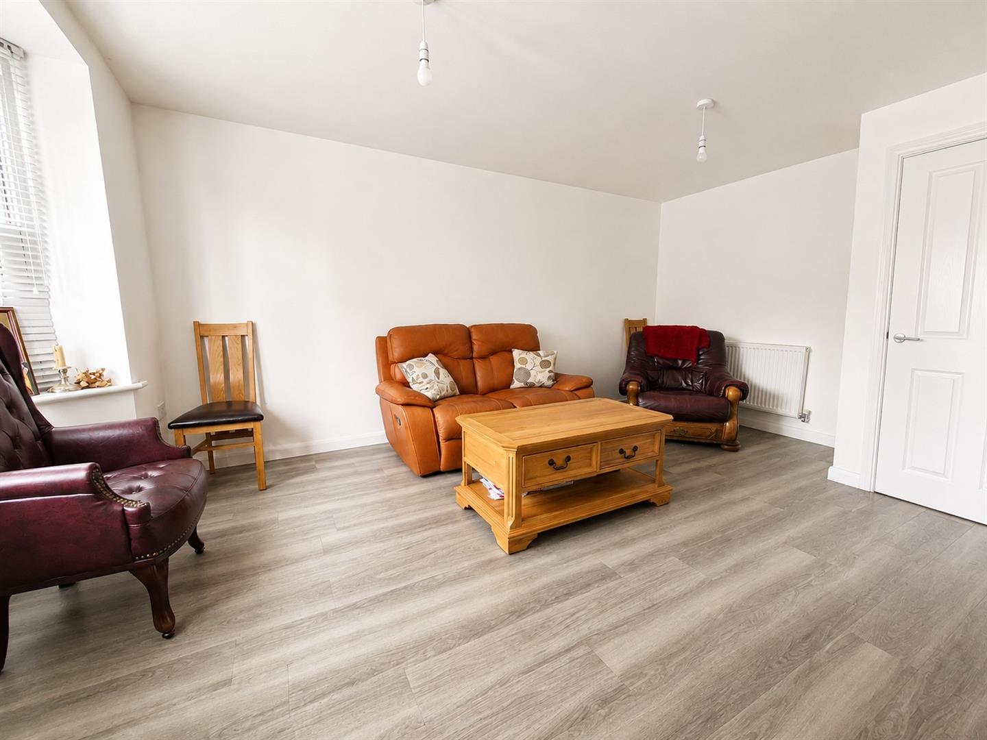Edith Avenue, Great Denham, Bedford